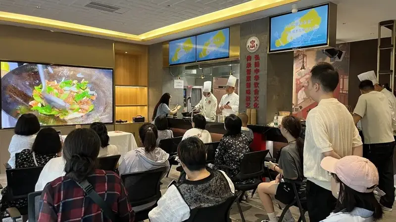 迎泽区总工会举办“名厨教做家常菜”第三期培训活动