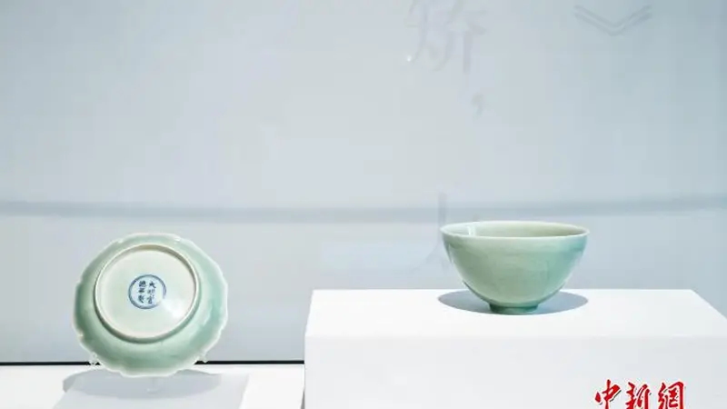百年外滩见证东西方美学交融：瓷色与玻璃艺术的对话