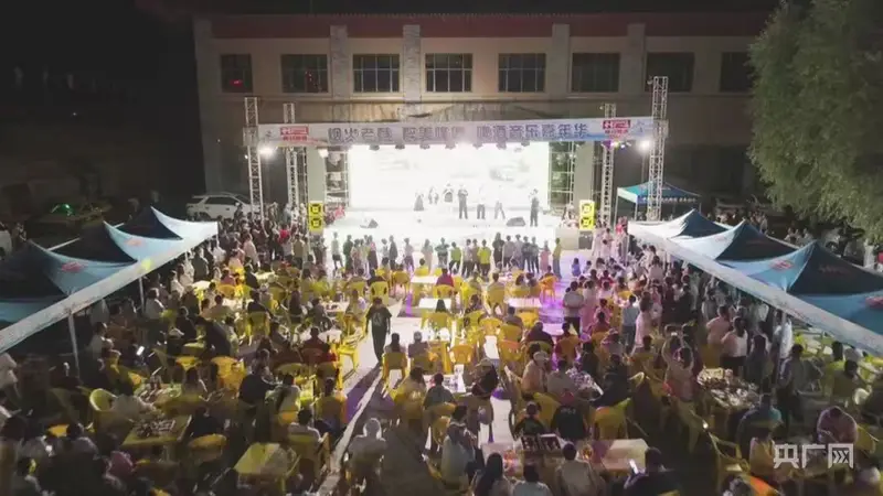 宁夏隆德县:千年古县点亮夜经济 烟火老巷·醉美隆德音乐嘉年华燃动夏夜
