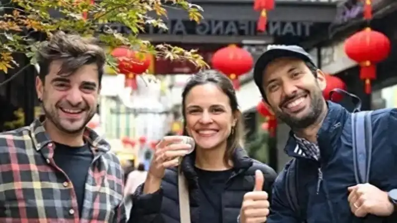 太反常！大批欧洲人扎堆来华旅游，揭穿背后藏着的真实小心思