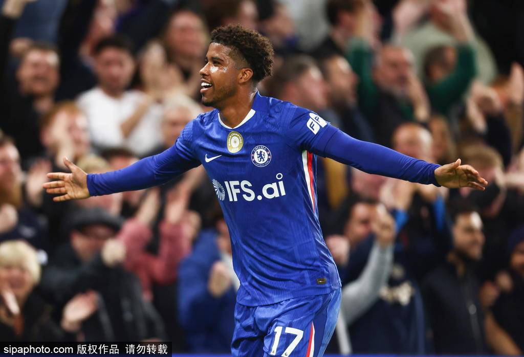 曼联切尔西就桑托斯转会达协议 5000万镑+10%二转分成